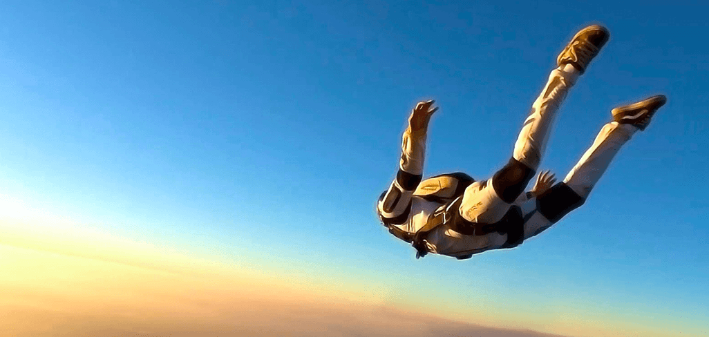 Skydiving with stoma